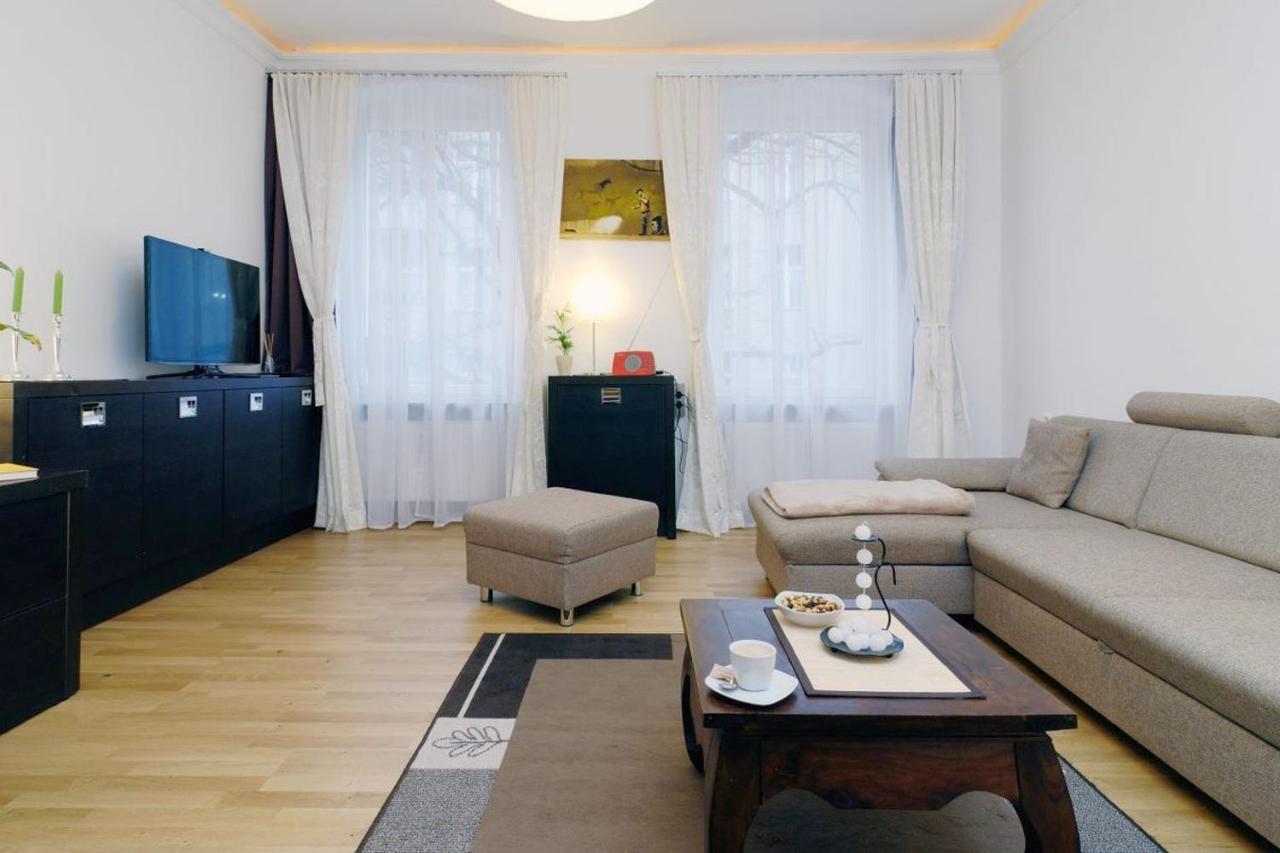 Neukoelln Central Rixdorf Берлин Экстерьер фото
